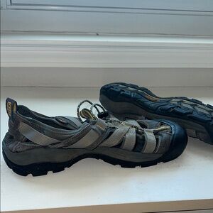 Keen Gray and Yellow Athletic Shoes